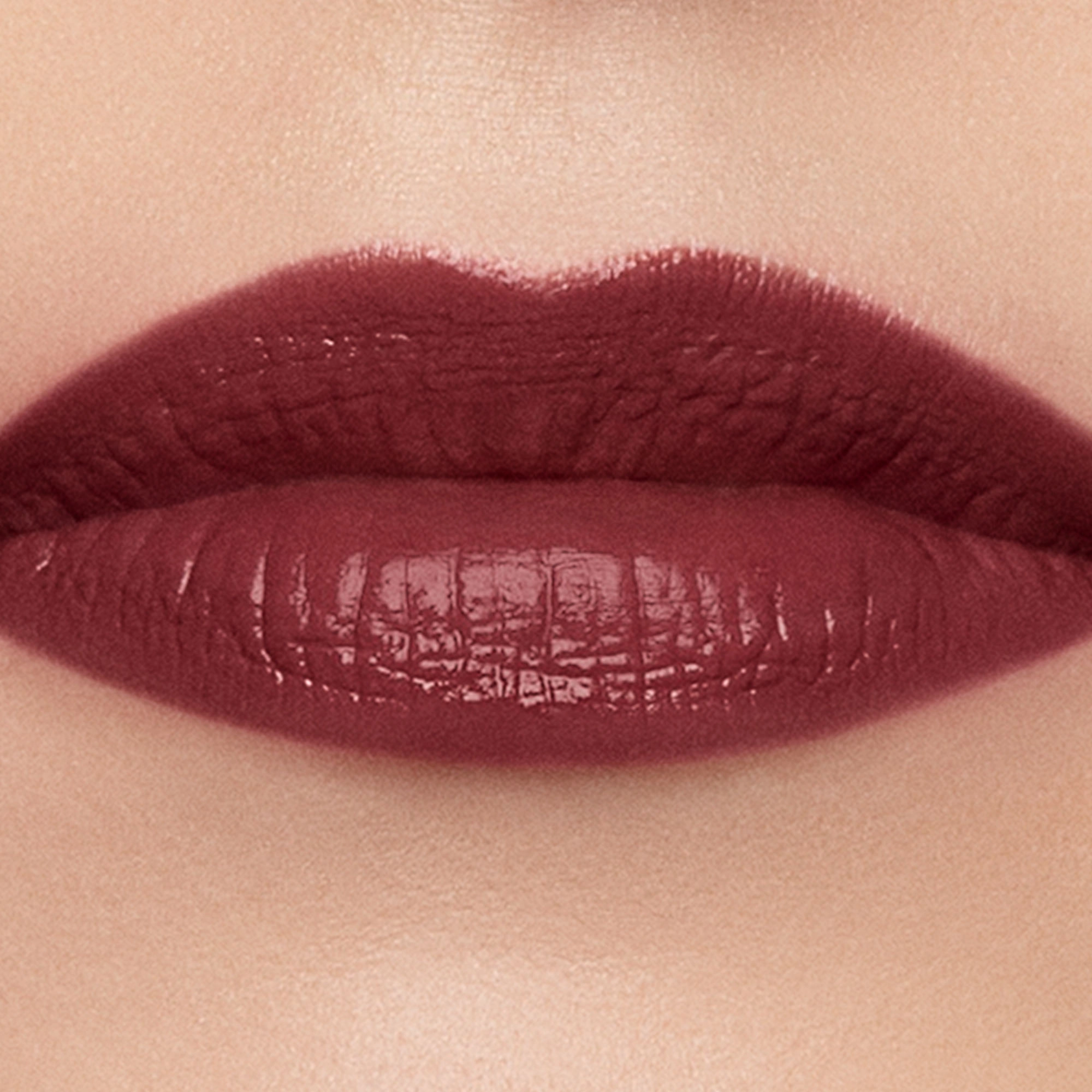 Hourglass Unlocked™ Satin Crème Lipstick Color: Fauna 340 - Deep Plum - Image 8
