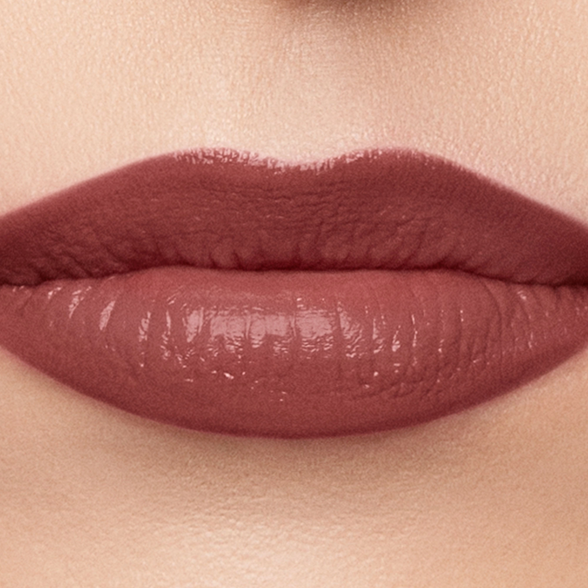 Hourglass Unlocked™ Satin Crème Lipstick Color: Flora 330 - Berry Rose Vegan - Image 8