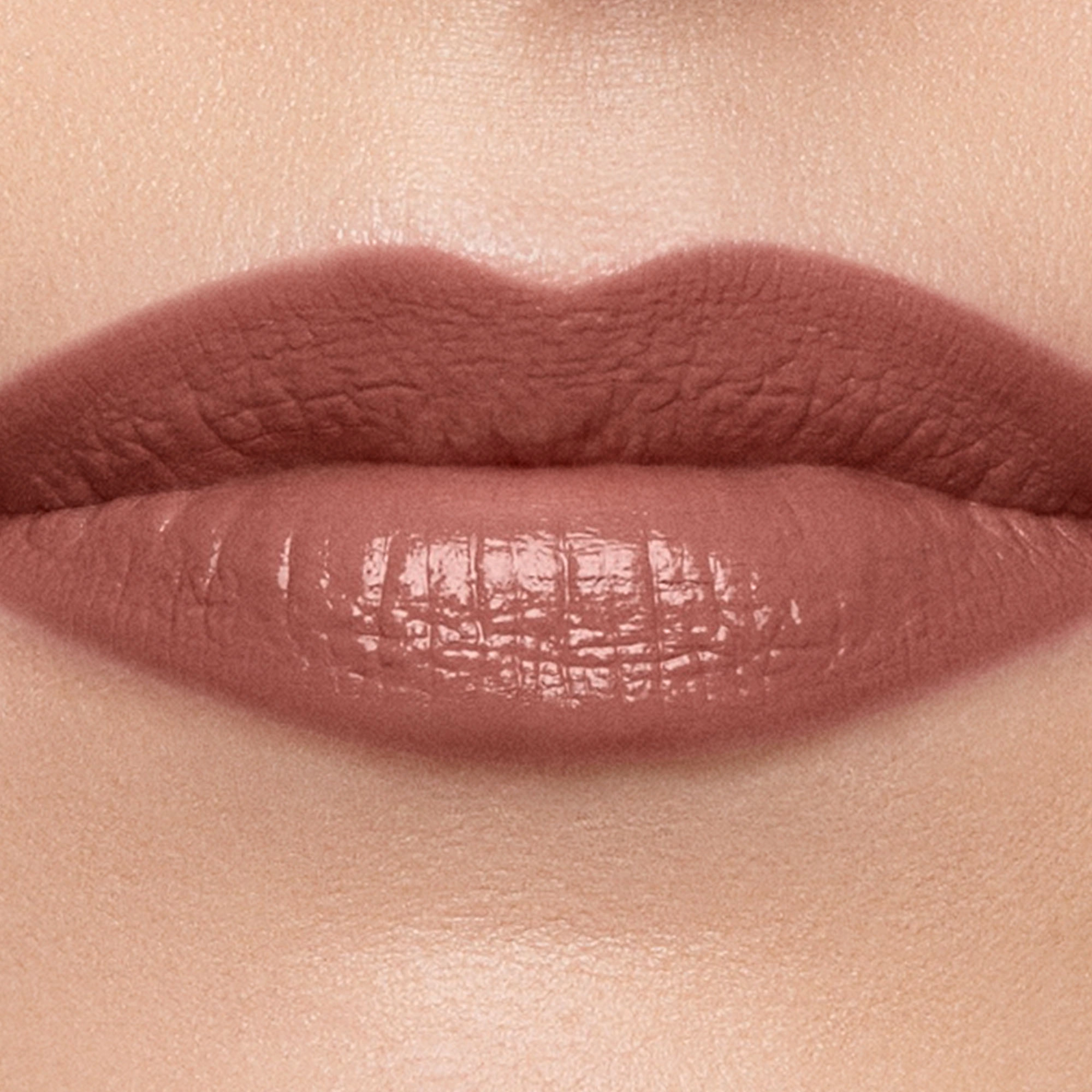 Hourglass Unlocked™ Satin Crème Lipstick Color: Oasis 312 - Neutral Pink Vegan - Image 8