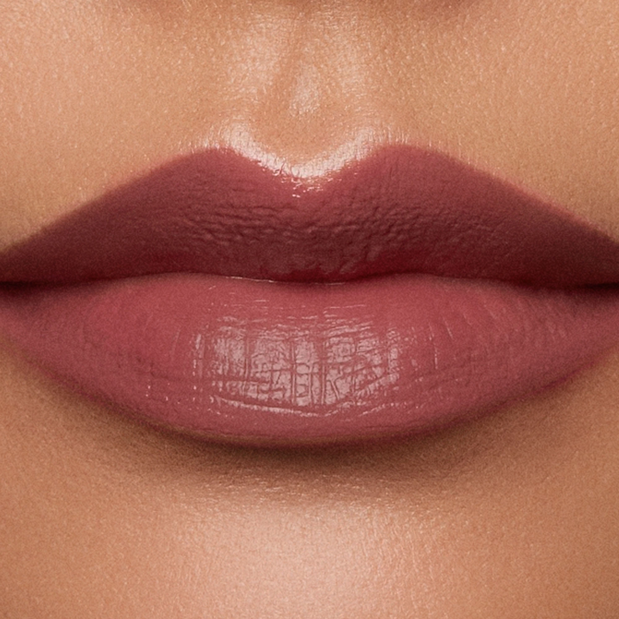 Hourglass Unlocked™ Satin Crème Lipstick in Tropic 332 - Rose Mauve Vegan Stick Formula - Image 7