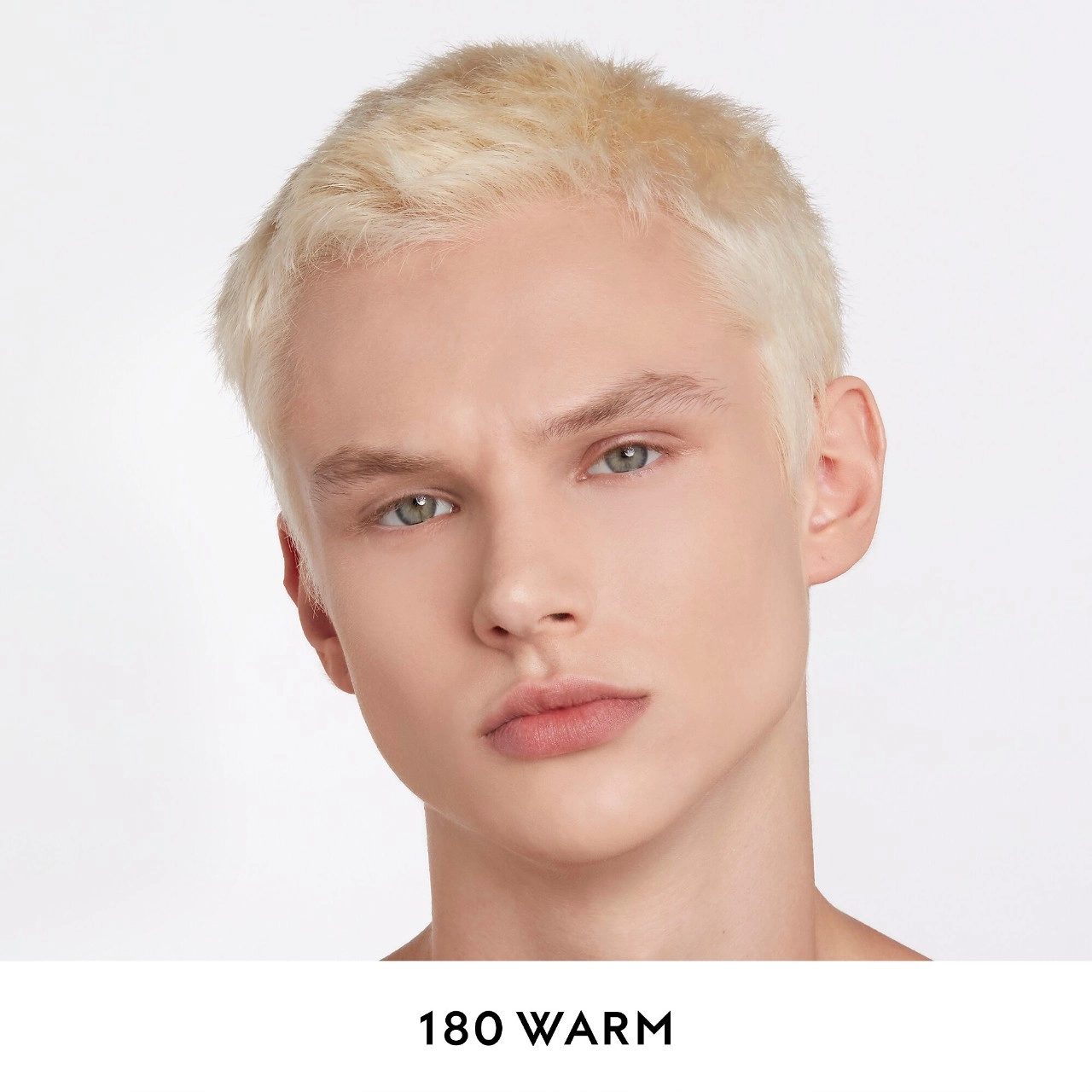 Gucci Éternité De Beauté 24 Hour Full Coverage Luminous Matte Finish Foundation Color 180W - Image 3