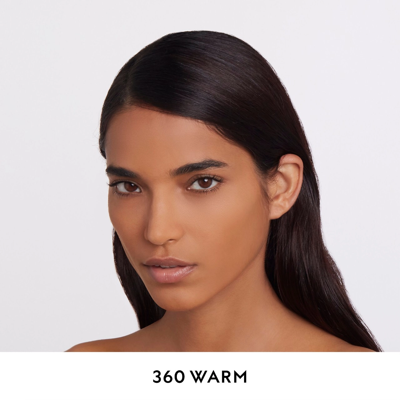Gucci Éternité De Beauté 24 Hour Full Coverage Luminous Matte Finish Foundation Color: 360W - Medium with Warm Undertones - Image 3