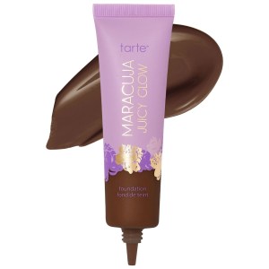 tarte Maracuja Juicy Glow Skin Tint 60N Mahogany Neutral - Medium Coverage Dewy-Radiant Finish