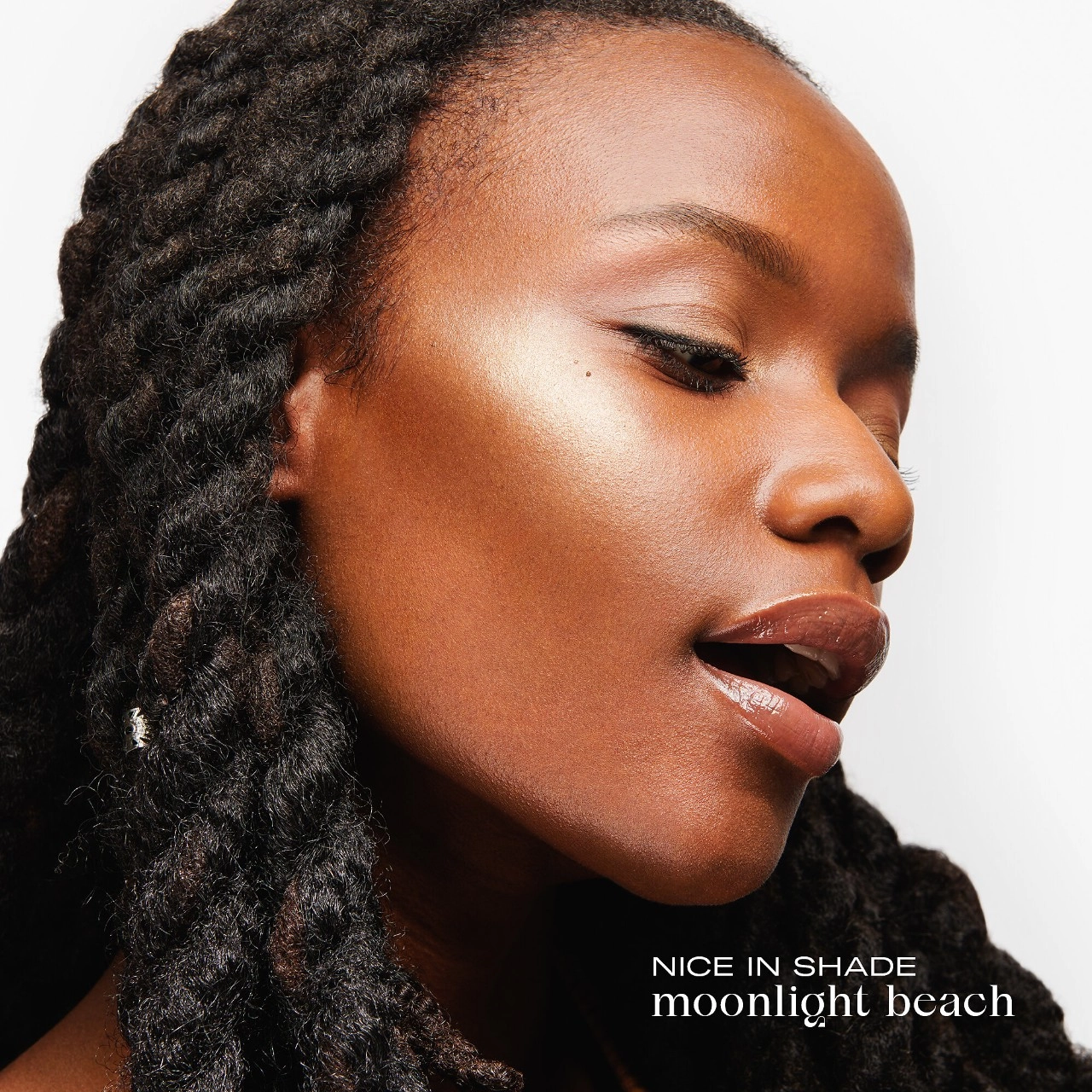 Caliray Light Radiant Glow Highlighter Color: Moonlight Beach - Warm, Golden Honey - Image 3
