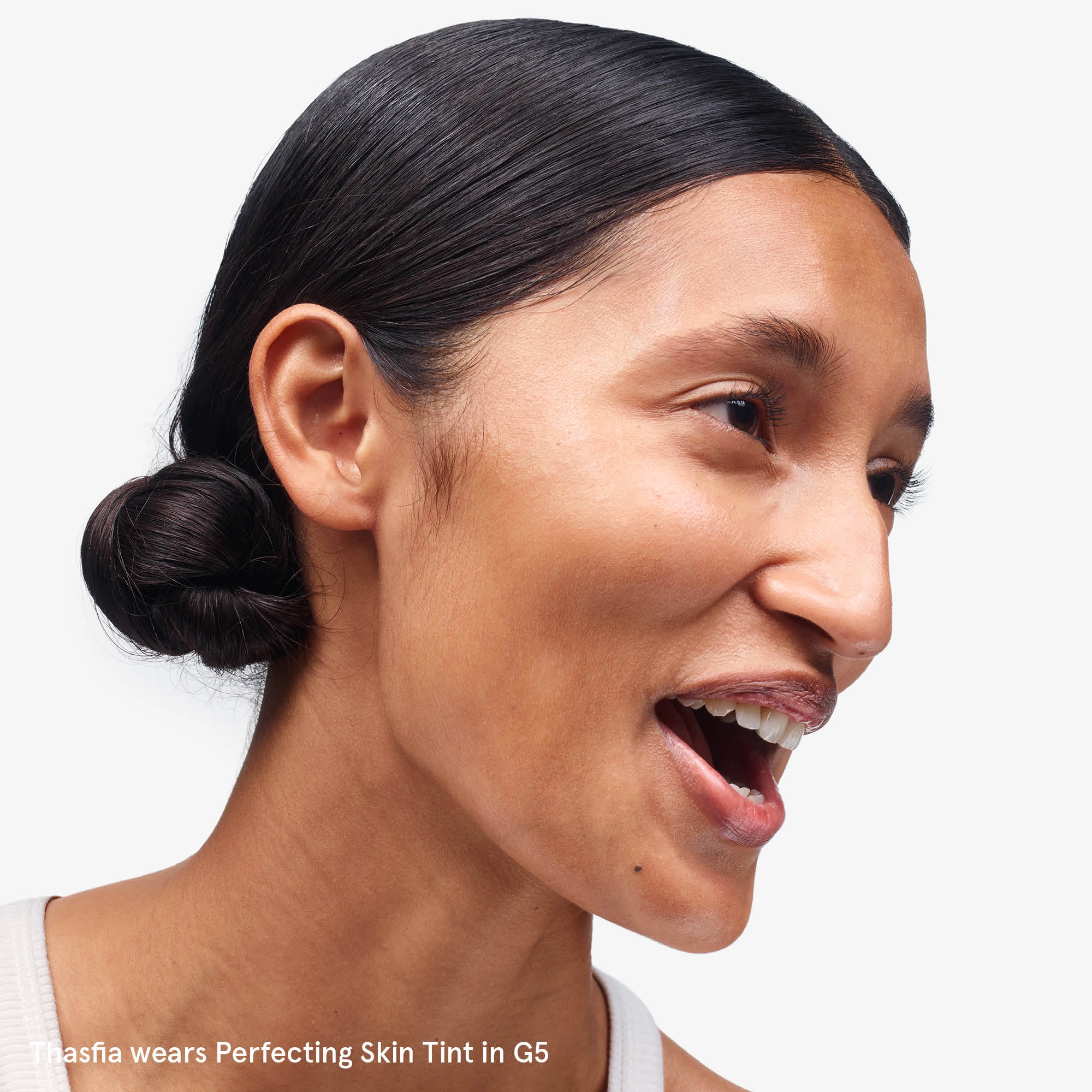 Glossier Perfecting Skin Tint G5 - Deep Warm - Image 6