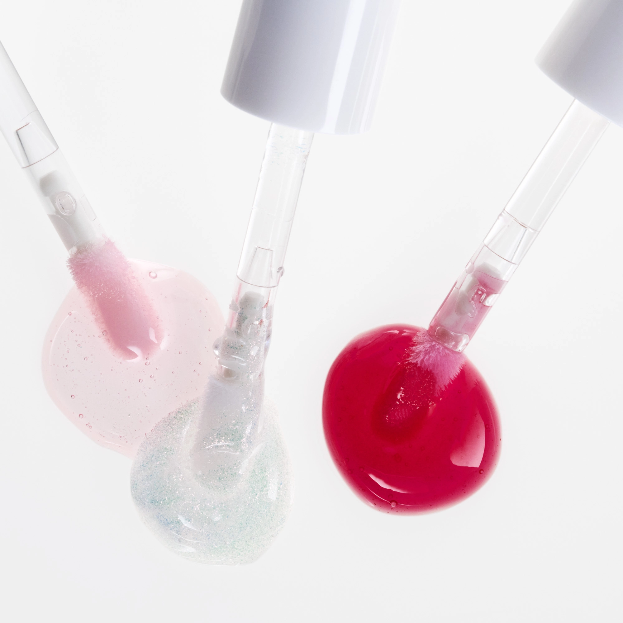 Glossier Glassy High-Shine Lip Gloss Color: Clear - Transparent Vegan - Image 9