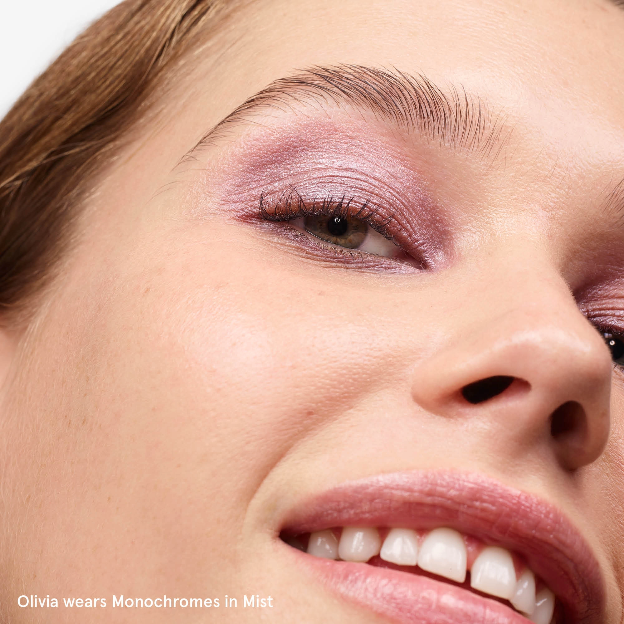 Glossier Monochromes Essential Eyeshadow Trio Palette Color: Mist - Image 2