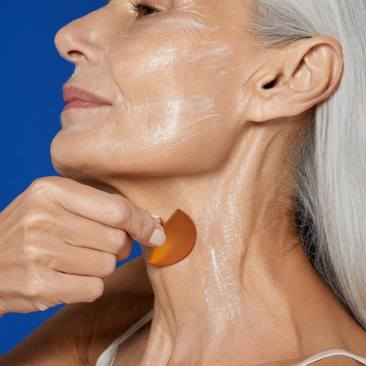 Augustinus Bader The Face Cream Mask 1.7 oz / 50 mL - Plumping, Hydrating, Anti-Aging, Uneven Texture, Loss of Firmness, Dryness - Image 5