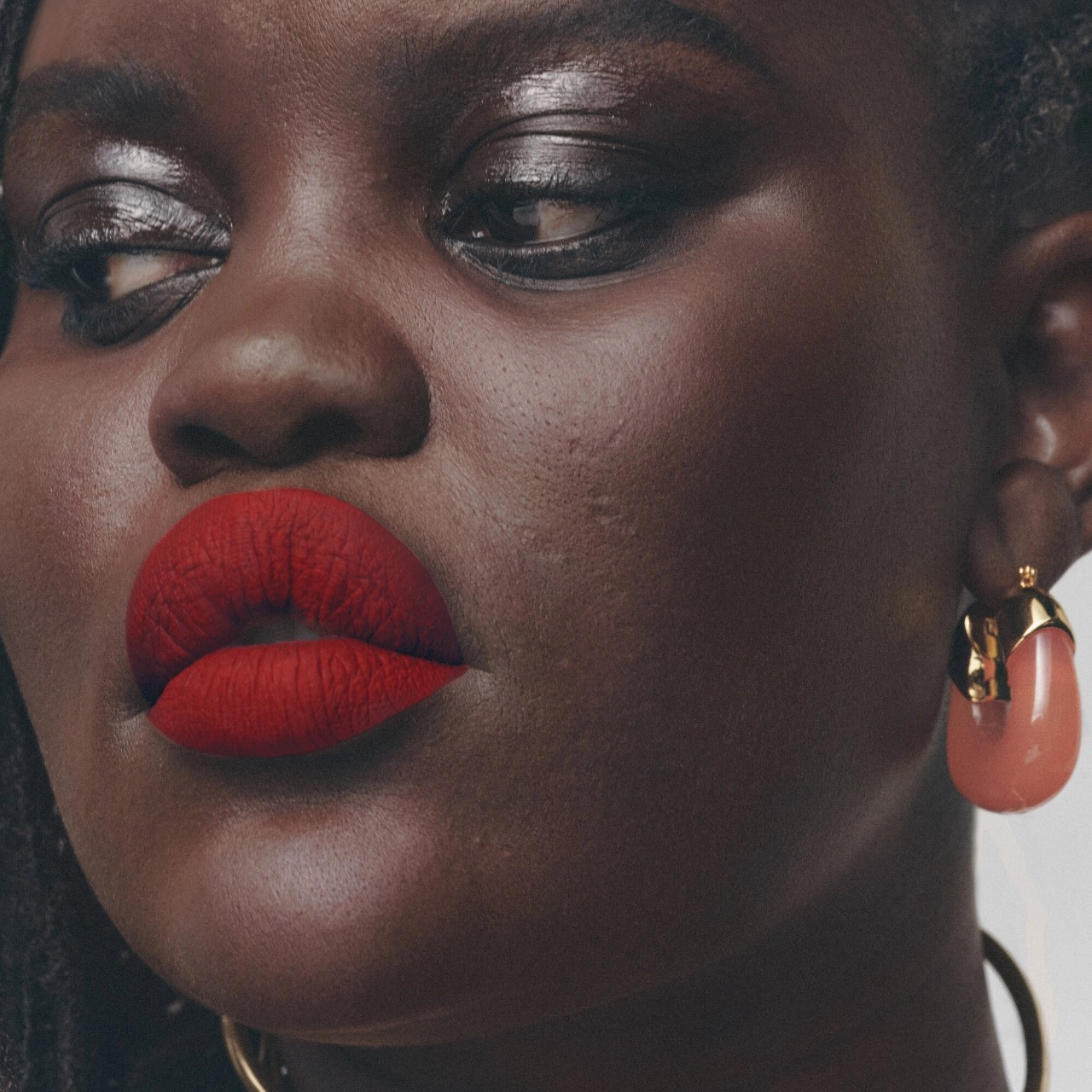 Fenty Beauty by Rihanna Fenty Icon Velvet Liquid Lipstick - H.B.I.C. Deep Garnet Red - Image 3