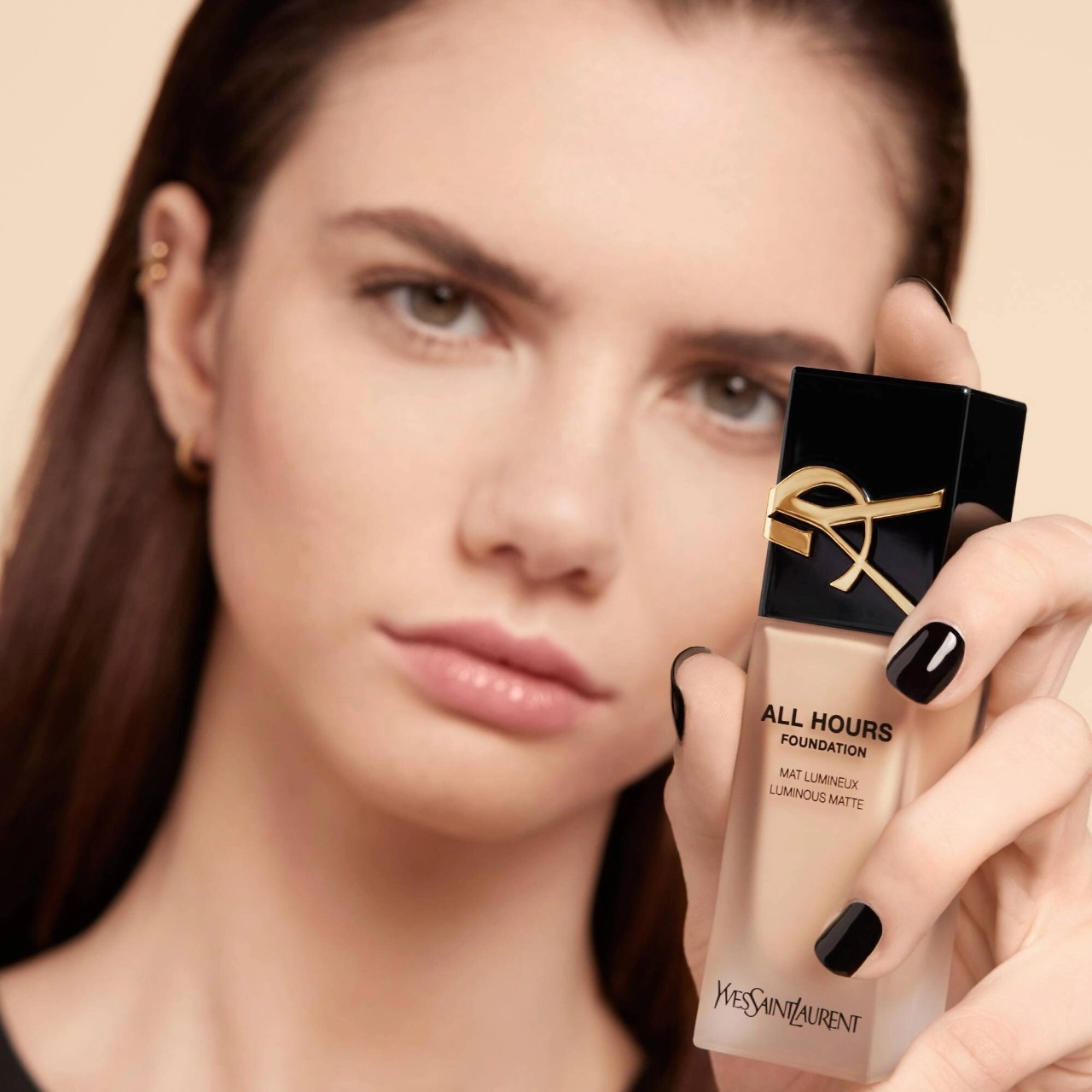 Yves Saint Laurent All Hours Foundation MN7 - Medium Neutral 7 Full Coverage Matte Finish - Image 3