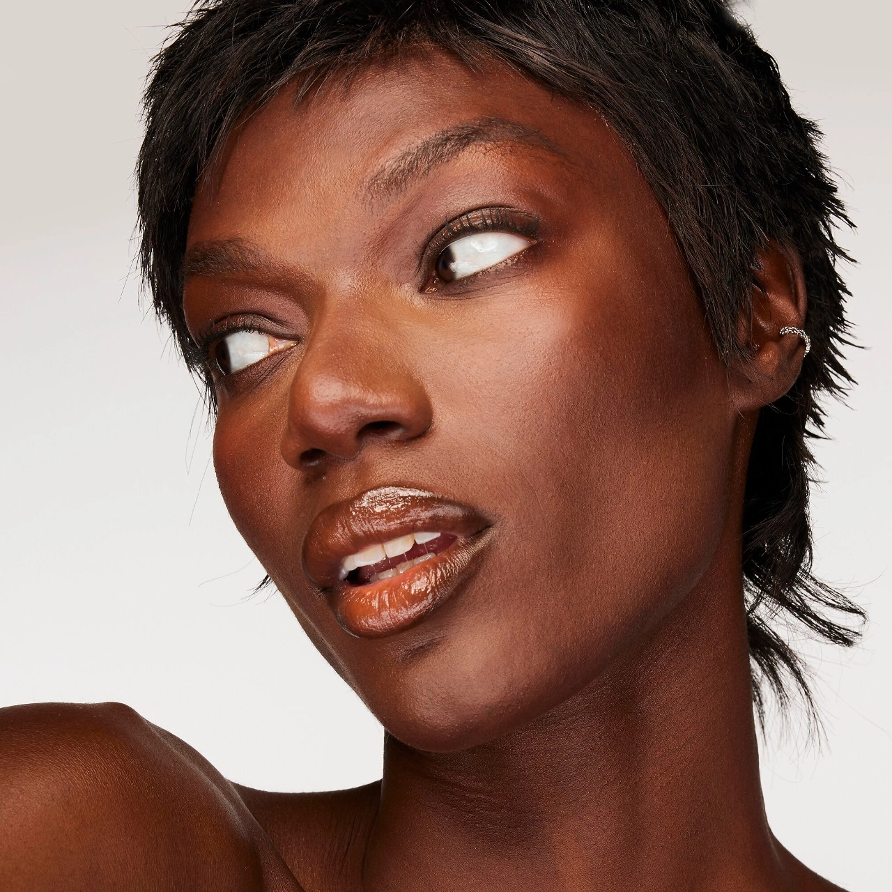 Freck Beauty FACE HACK Precision Sculpting Cream Contour Bronzer Stick - Deep Dark - Image 5