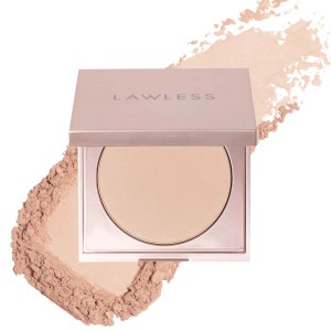 LAWLESS Skin-Smoothing Talc-Free Perfecting Powder Color: Fair - Fair to Light
