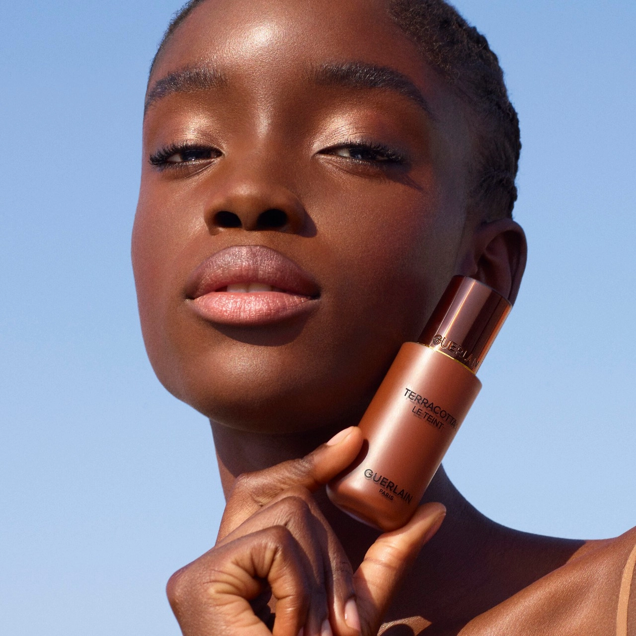 GUERLAIN Terracotta Le Teint Healthy Glow Foundation 9N - Dark Skin with Neutral Beige Undertones - Image 9