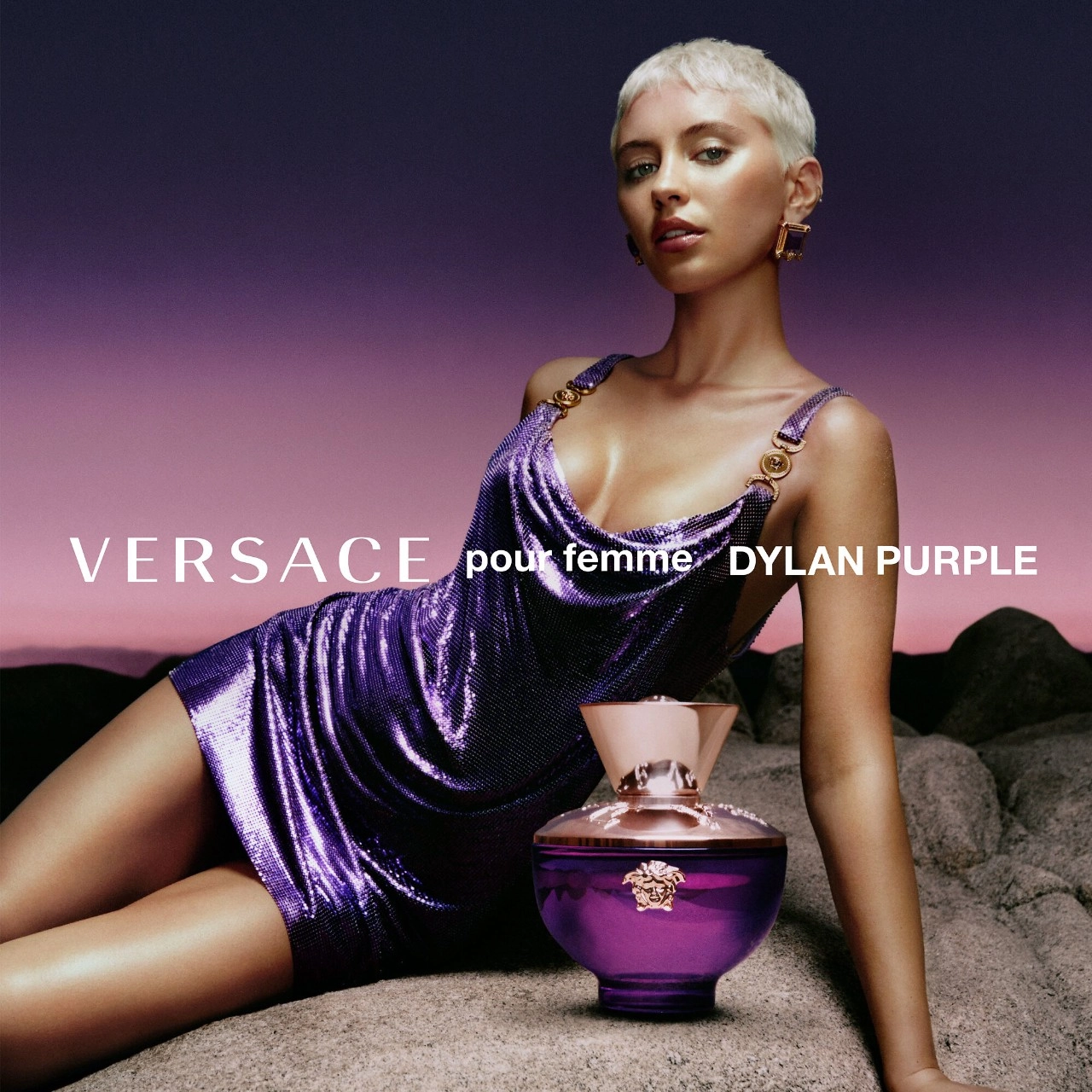 Versace Dylan Purple Eau de Parfum 0.34 oz/10 ml Spray - Floral Scent - Image 3
