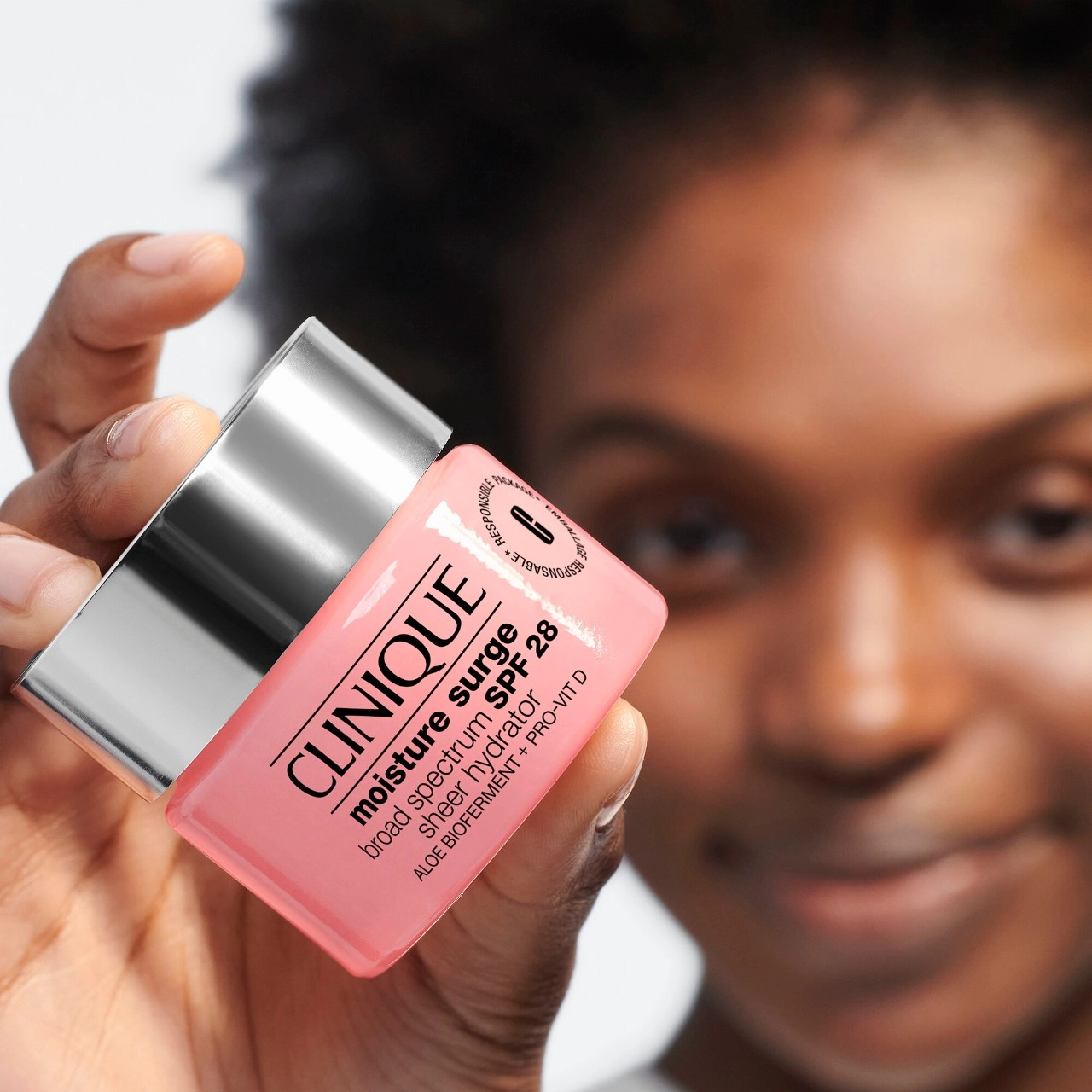 CLINIQUE Moisture Surge™ Broad Spectrum SPF 28 Sheer Hydrator Moisturizer - 1.6 oz / 50 mL - Image 5