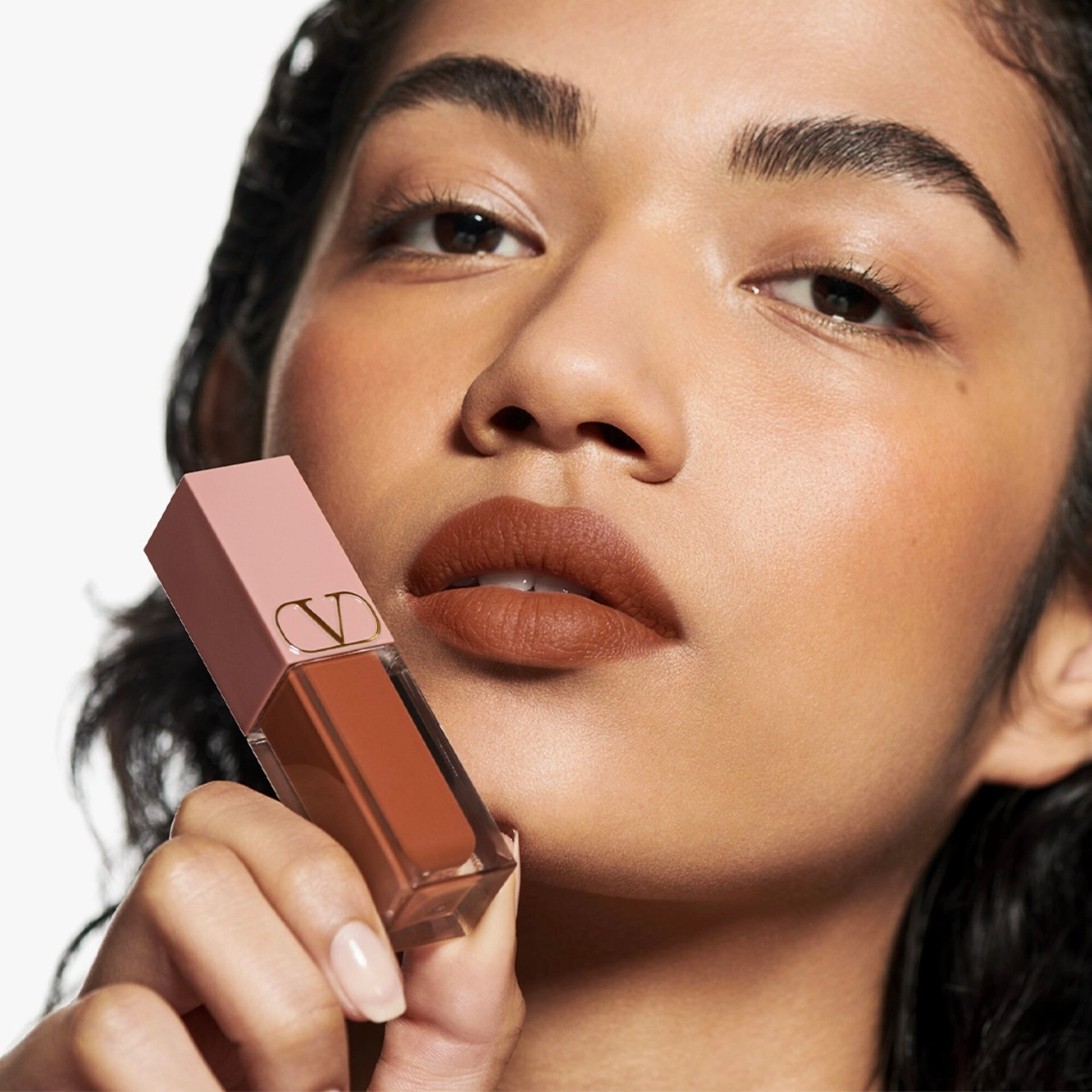 Valentino Liquirosso 2 in 1 Soft Matte Liquid Lipstick & Blush Color: 77A Nude In Roma - Image 5