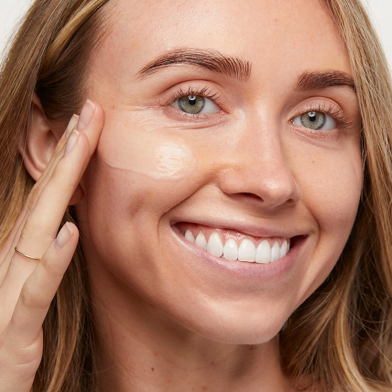 caliray Mini So Blown Blurring & Hydrating Collagen Peptide Primer With Niacinamide - Image 11