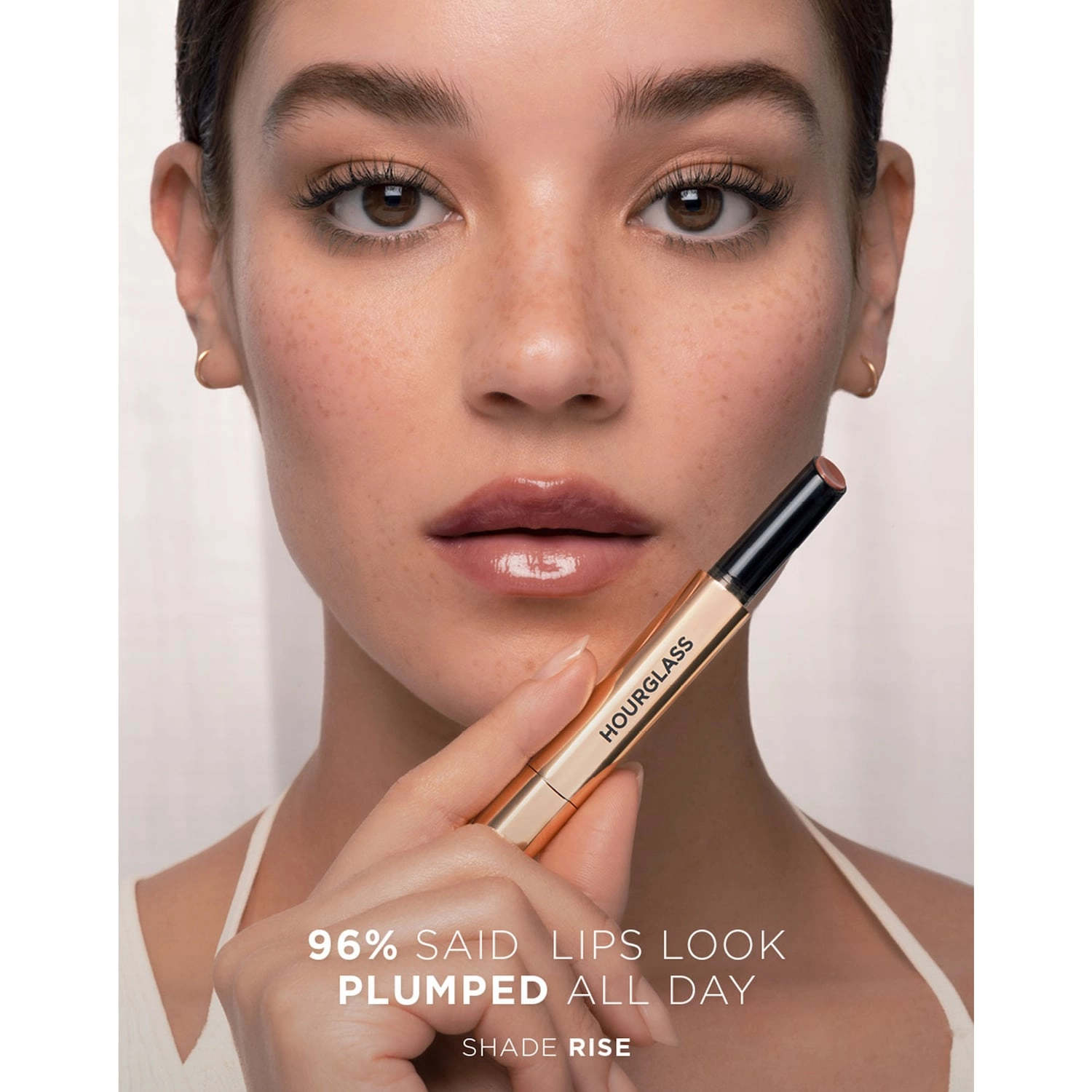 Hourglass Phantom Volumizing Glossy Lip Balm Color: Impulse - Deep Red - Image 11