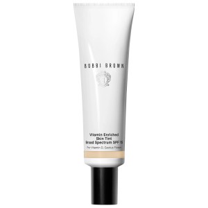 Bobbi Brown Vitamin Enriched Hydrating Skin Tint SPF 15 with Hyaluronic Acid - Fair 2