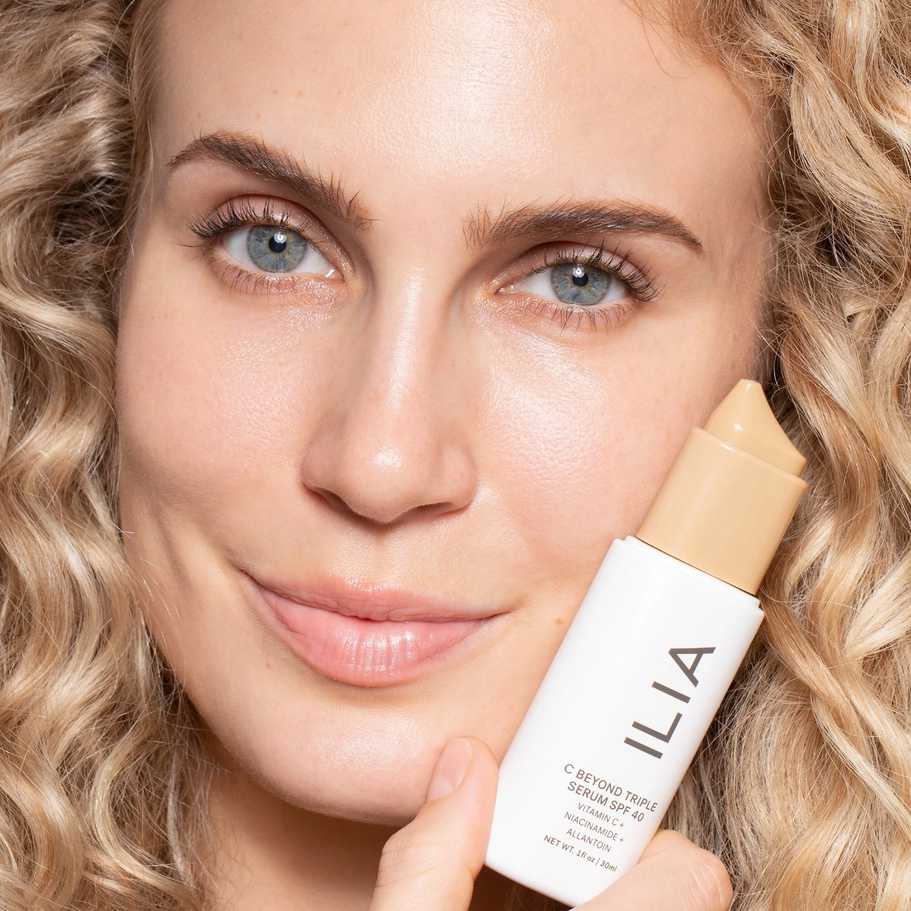ILIA C Beyond Triple Serum SPF 40 Mineral Sunscreen with Vitamin C 10% + Niacinamide - Translucent Tone 1 - Image 7
