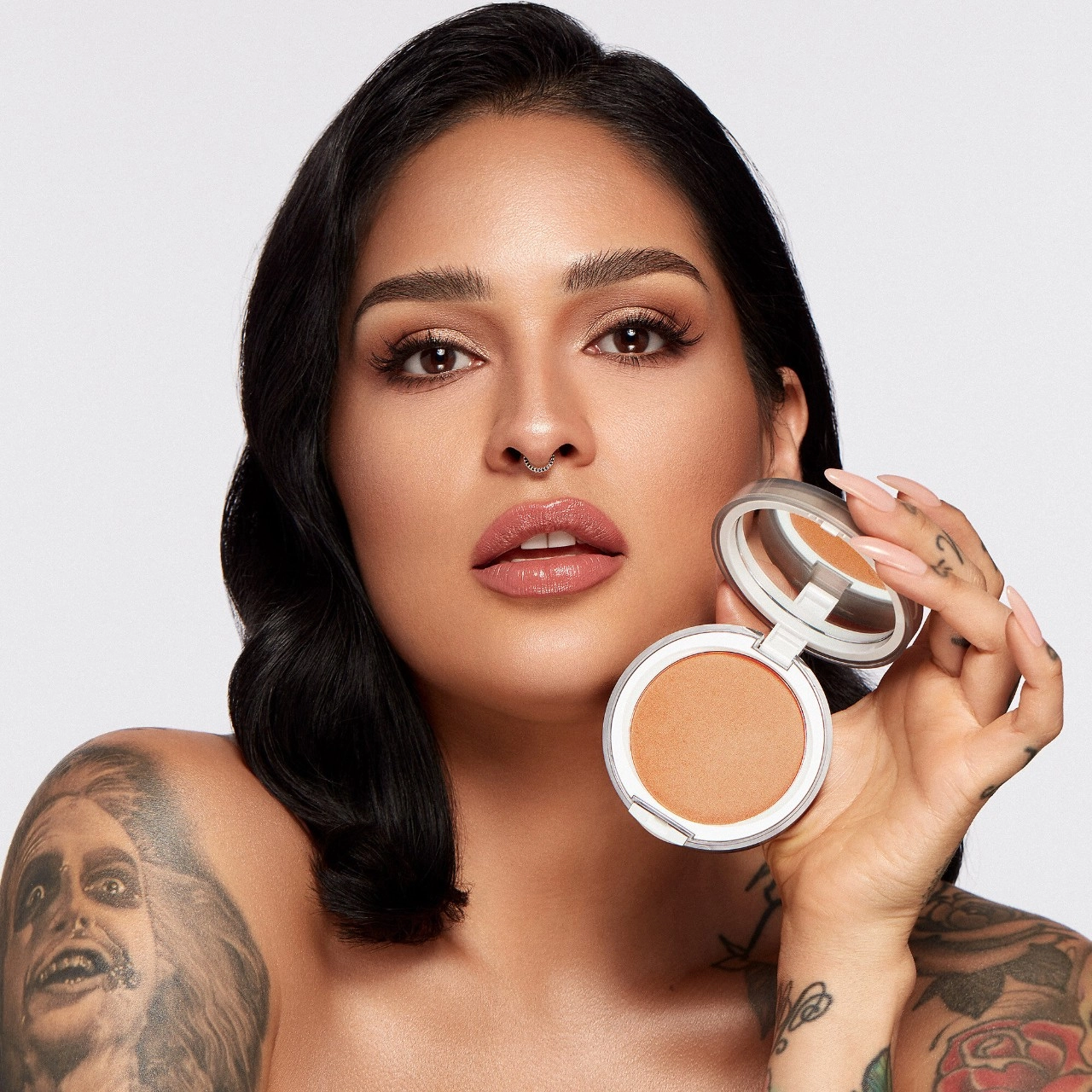 Melt Cosmetics Glazed Skin Sheer Finishing Powder - Medium - Image 2