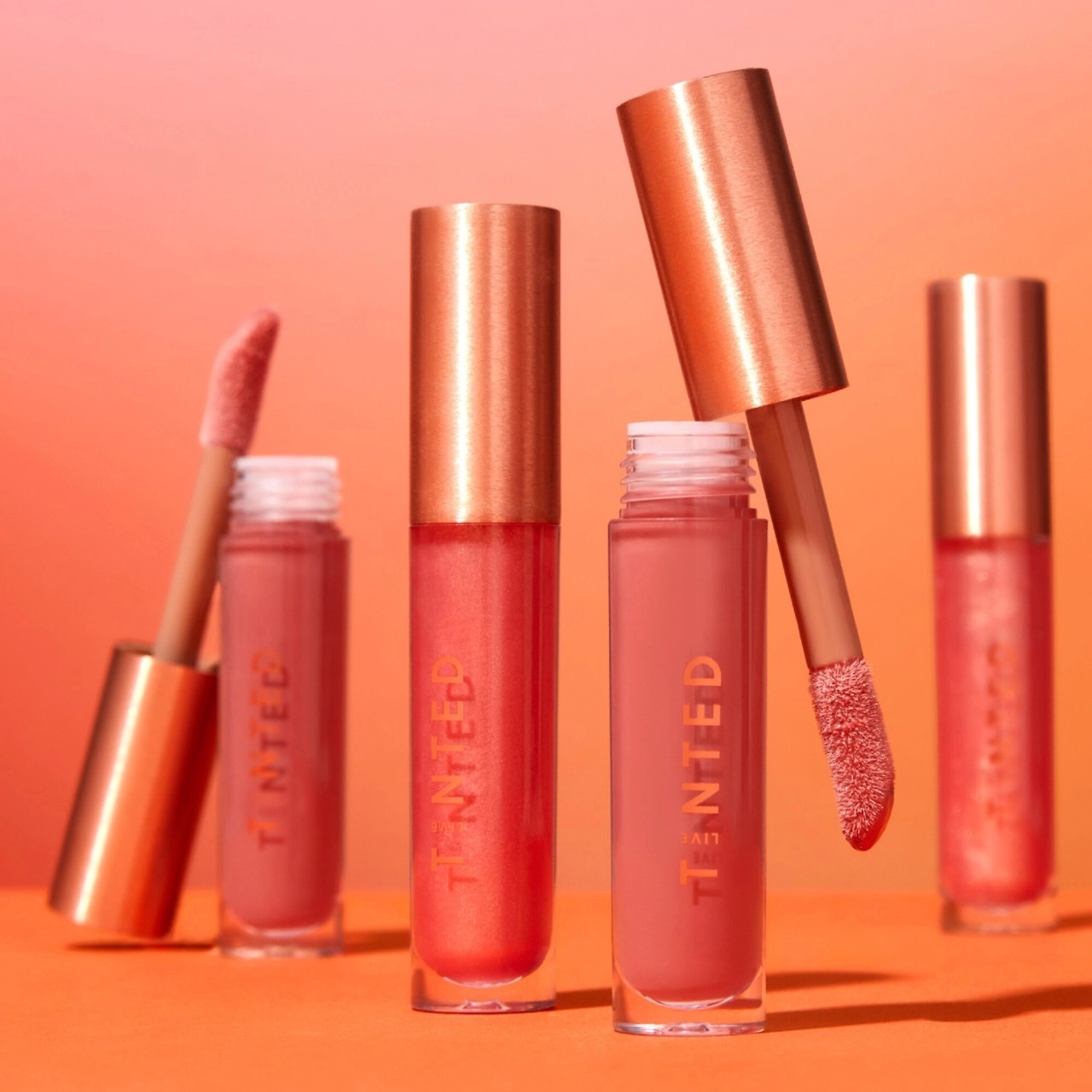Live Tinted Huegloss Hydrating High Shine Lip Gloss Color: Smart - Cherry Red - Image 3