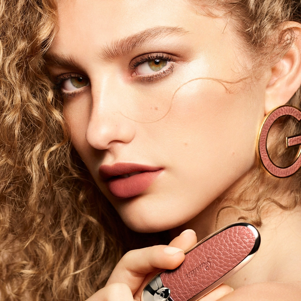 GUERLAIN Rouge G Refillable Lipstick Color: 159 Warm Almond - Medium Warm Caramel - Image 7