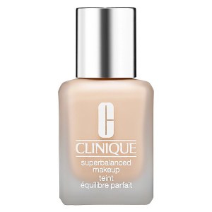 CLINIQUE Superbalanced™ Makeup Foundation Color: Breeze