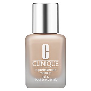 CLINIQUE Superbalanced™ Makeup Foundation Color: Nude Beige