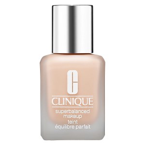 CLINIQUE Superbalanced™ Makeup Foundation Color: Petal