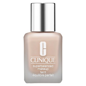 CLINIQUE Superbalanced™ Makeup Foundation Color: Ivory Medium Coverage Combination Oily Natural Finish