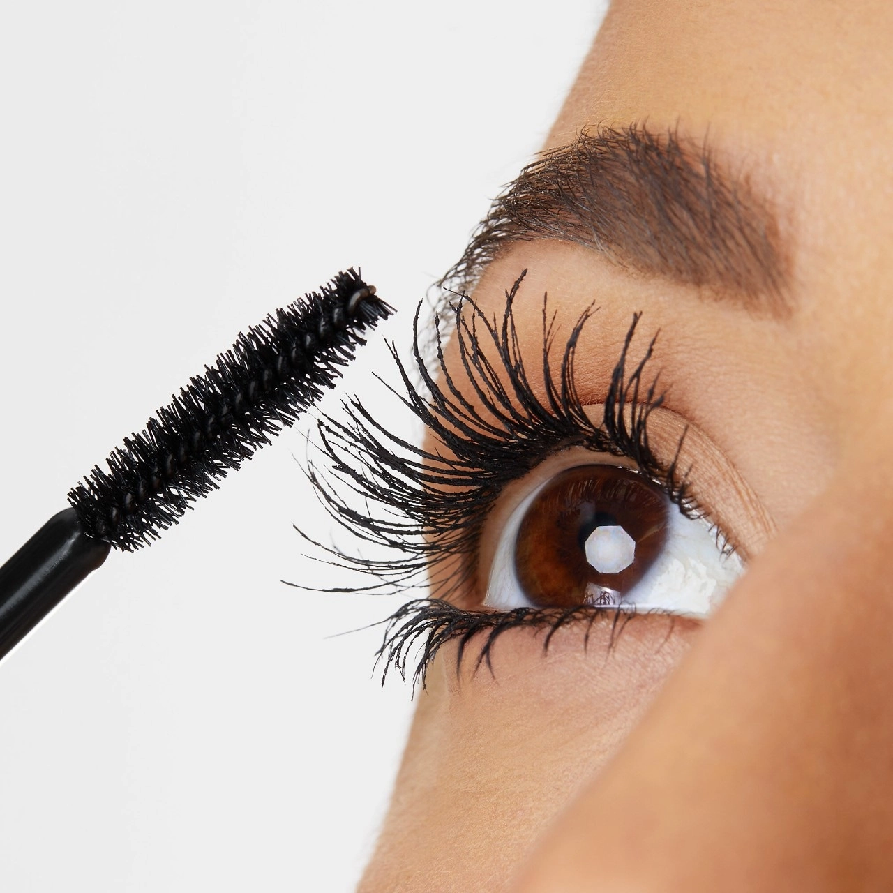 Tarte Lights, Camera, Lashes™ 4-in-1 Mascara - Black, Vegan, Volumizing, Lengthening, Curling - Image 3