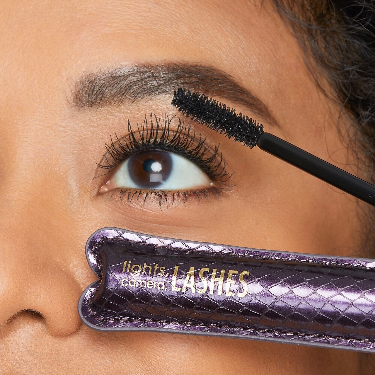 Tarte Lights, Camera, Lashes™ 4-in-1 Mascara - Black, Vegan, Volumizing, Lengthening, Curling - Image 5